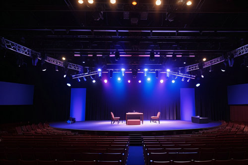 鄭州農(nóng)村辦喜事搭建桁架和背景板